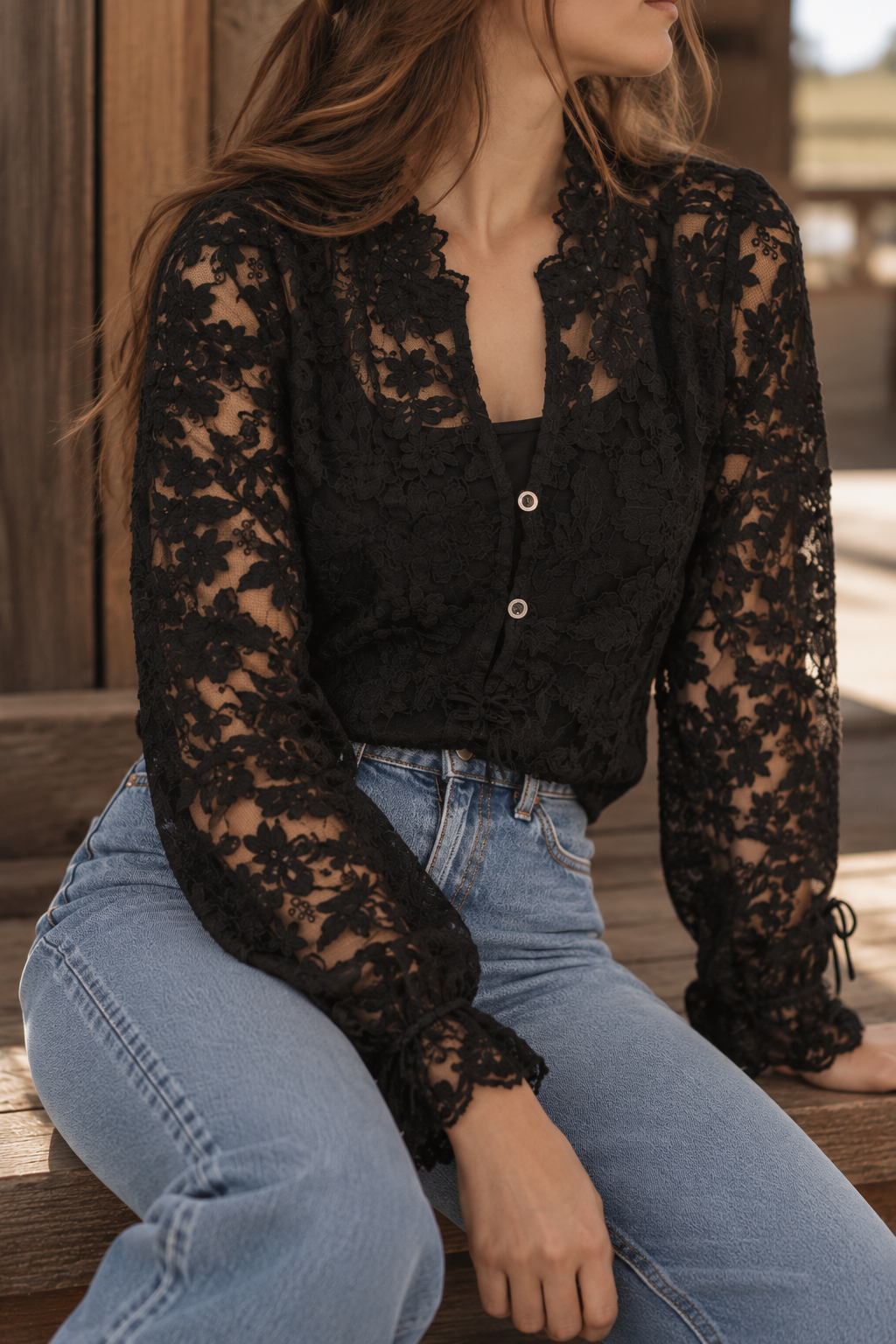Blouse en dentelle - Noire